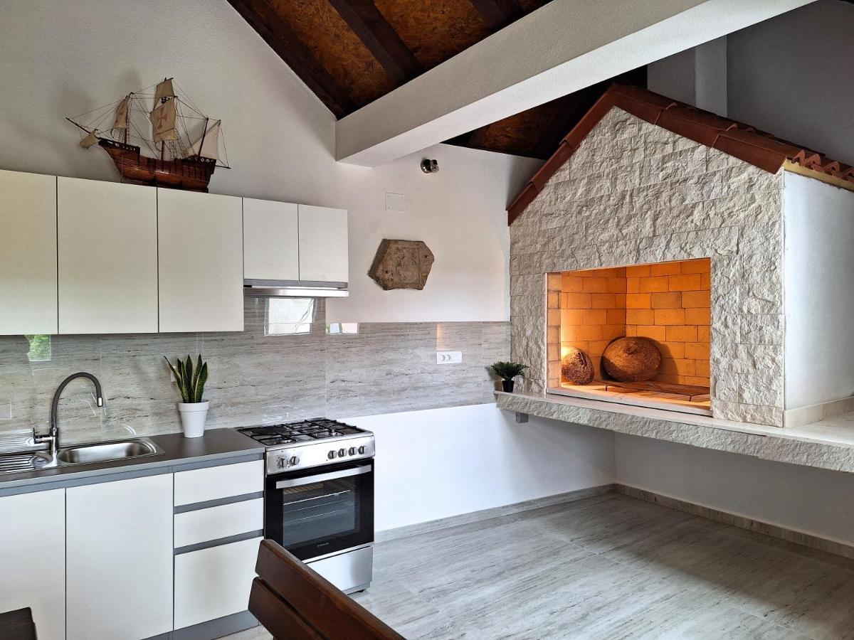Apartment Silver Star Каштела Экстерьер фото